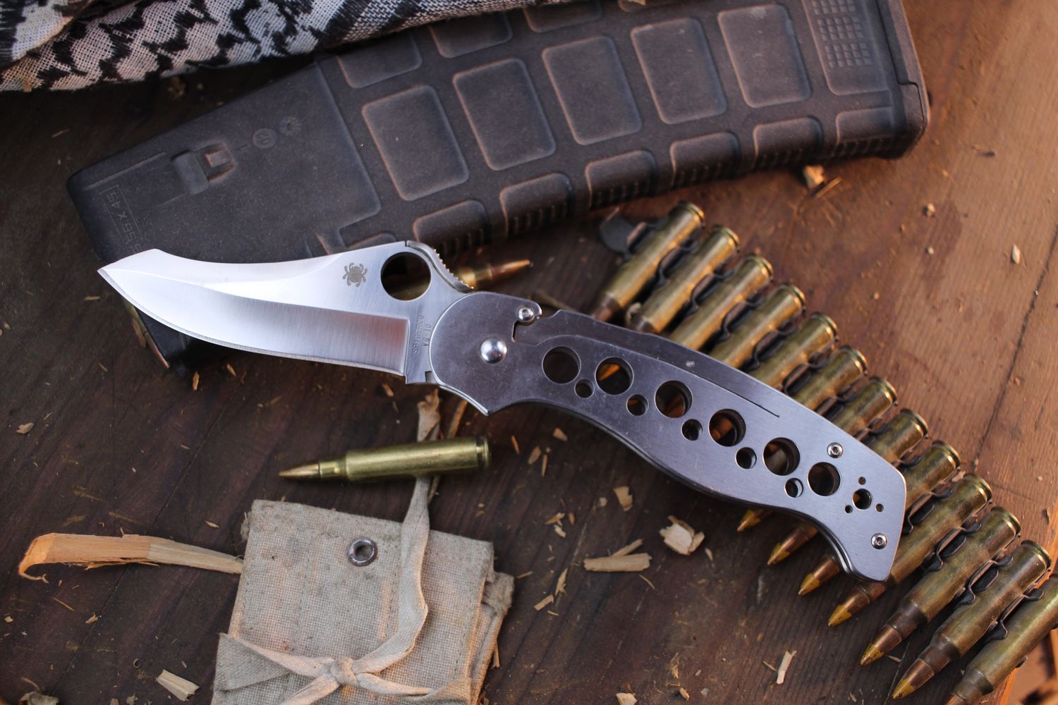 Spyderco A.T.R. 3.48&quot; Compression Lock Folder / Stainless / Satin VG-10 ( Pre Owned )