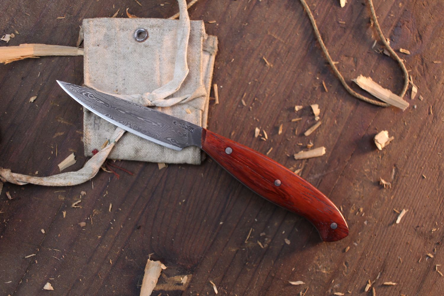 Mark Couch 2.75&quot; Drop Point Caper / Padauk  / Alaskan Forged Damascus