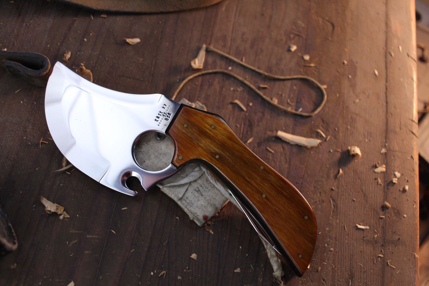 Case Vintage ( 1981 ) Caribou Skinner Hunting Multi Tool / Stabilized Wood /  Satin Stainless ( Pre Owned )