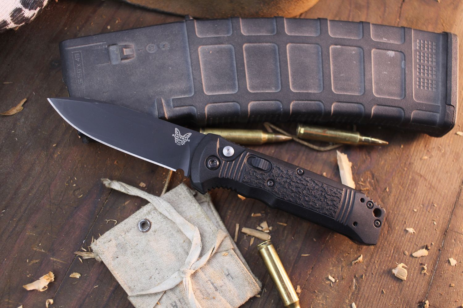 Benchmade Casbah 3.4&quot; Button Lock AUTO Folder / Black Grivory / Black S30V ( Pre Owned )