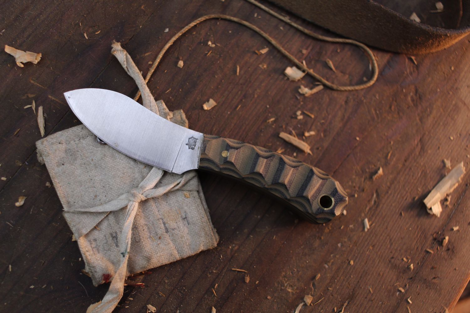 L.T. Wright Lil Muk 2.8&quot; Fixed Blade / Camo G-10 / Satin A2 ( Pre Owned )