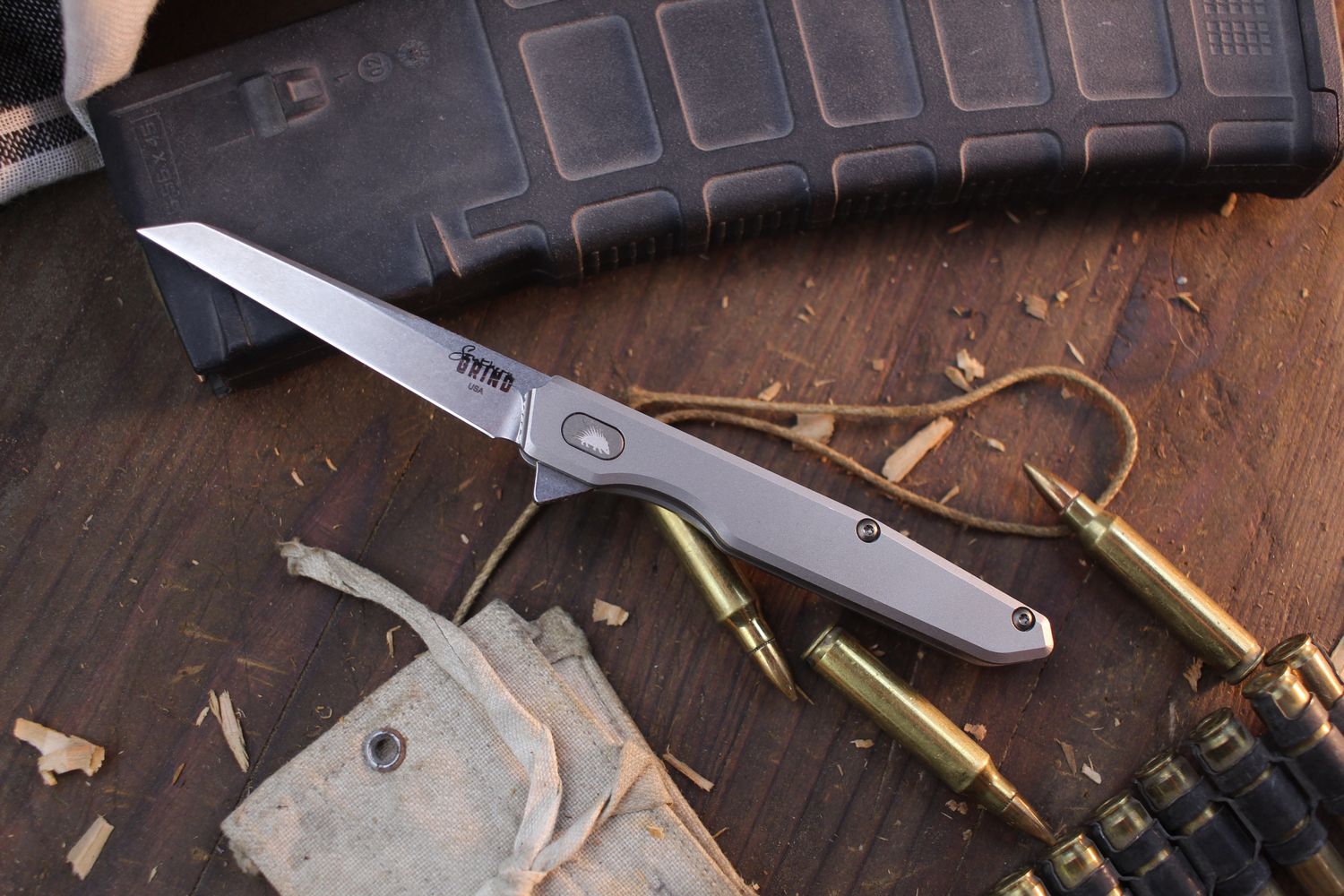 Southern Grind Quill 3&quot; Framleock Flipper / Titanium / Stonewashed 14C28N ( Pre Owned )