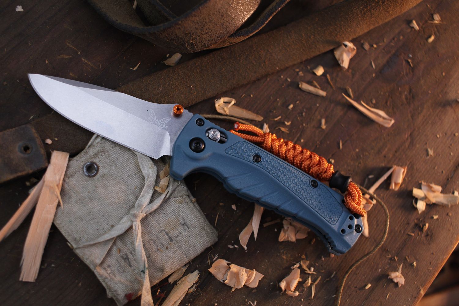 Benchmade Mini Adira 3.2&quot; AXIS Lock Folder / Depth Blue Grivory / Stonewashed MagnaCut