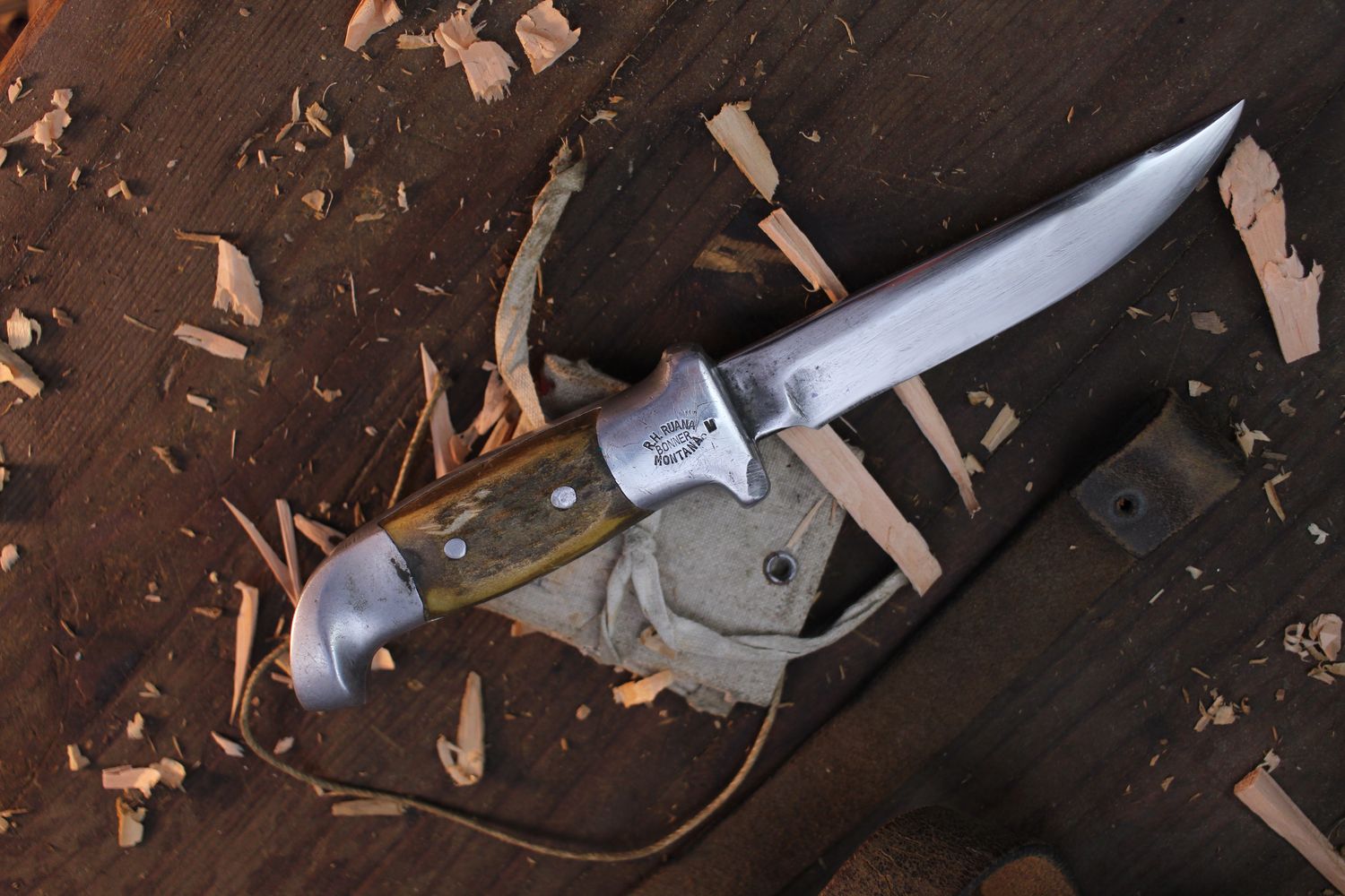 Ruana Knives 12B 5&quot; Fixed Blade / Stag Horn &amp; Cast Aluminum / High Carbon Steel ( Pre Owned )
