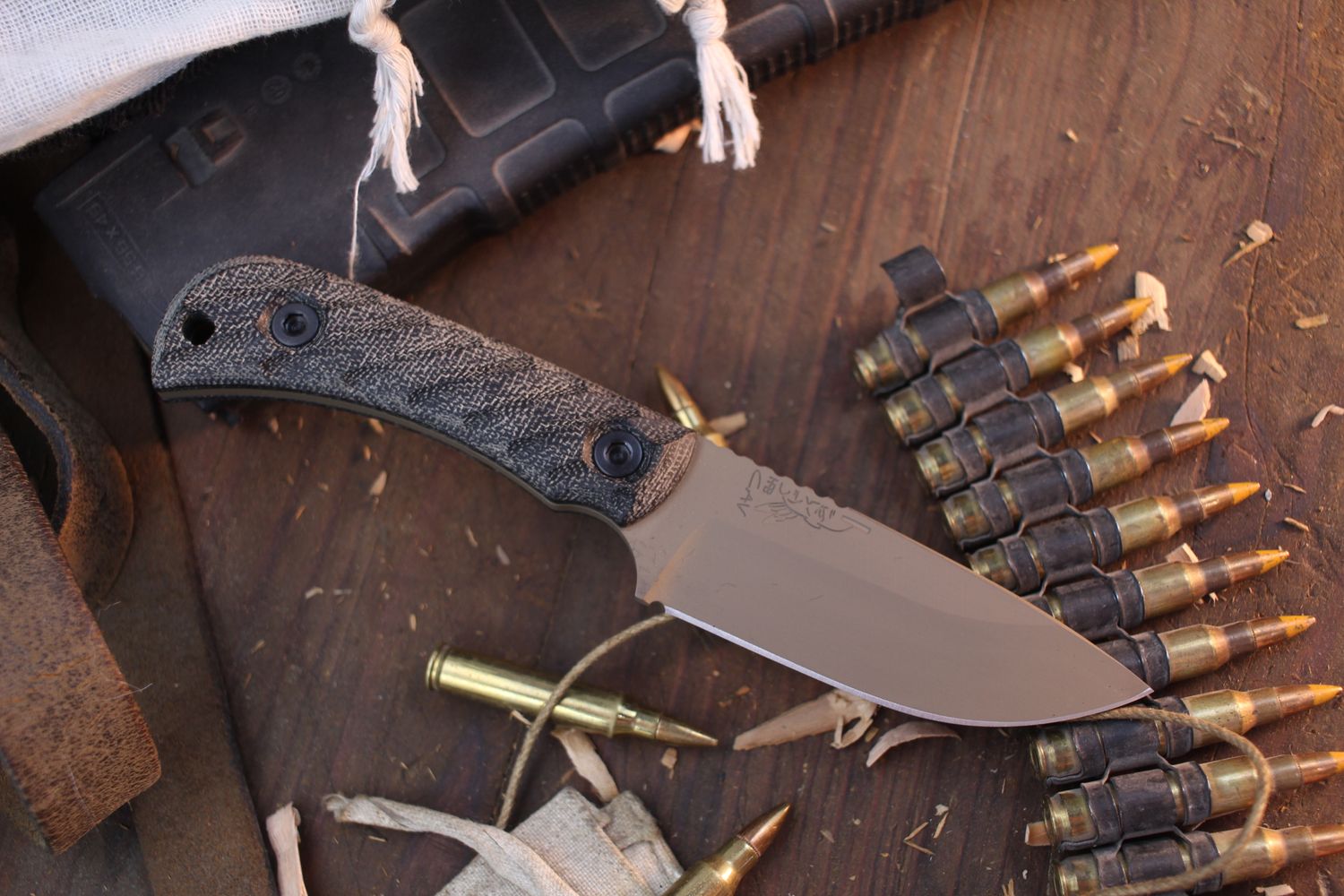 Half Face Blade Cav Jr. 3.5&quot; Fixed Blade / Black Canvas Micarta / FDE  Cerakote S45VN