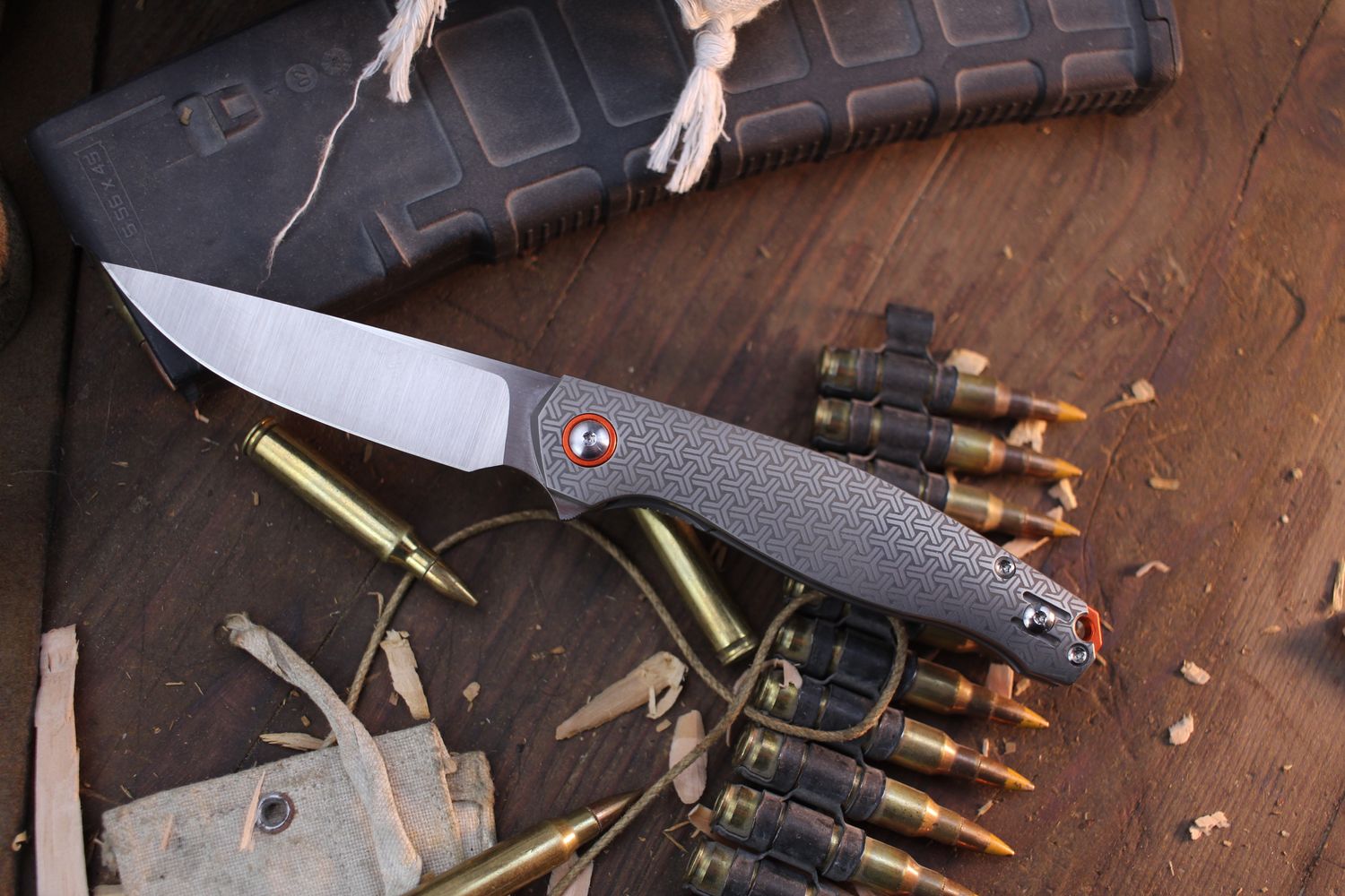 GiantMouse x Carryology Sonoma v2 3.4&quot; Linerlock Flipper / Auxikko Milled Titanium / Satin Elmax ( Pre Owned )