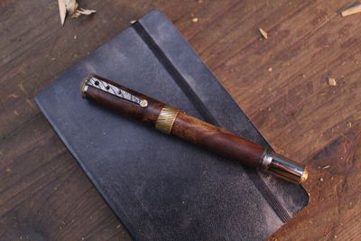 William Henry Classic RB6-MBMD Merlot Collection 4.75" Pen / Red Malle Burl With Mokume &amp; Citrine