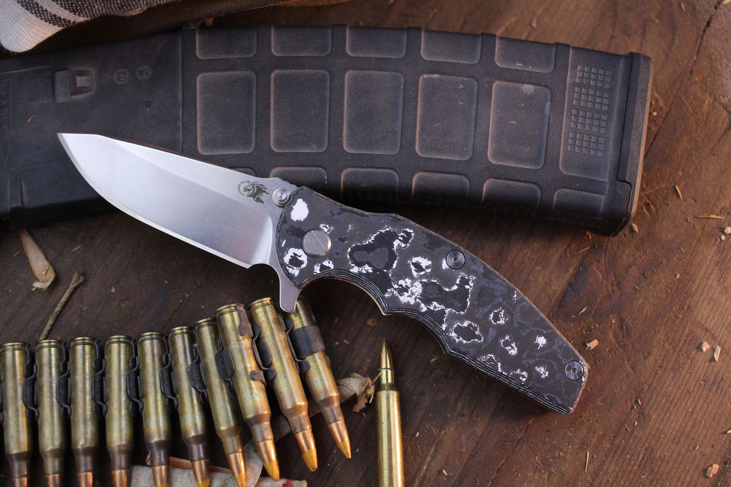 Hinderer Jurassic 3.5&quot; Framelock Flipper / White Storm Carbon Fiber &amp; Stonewashed Bronze Titanium / Stonewashed 20CV ( Pre Owne