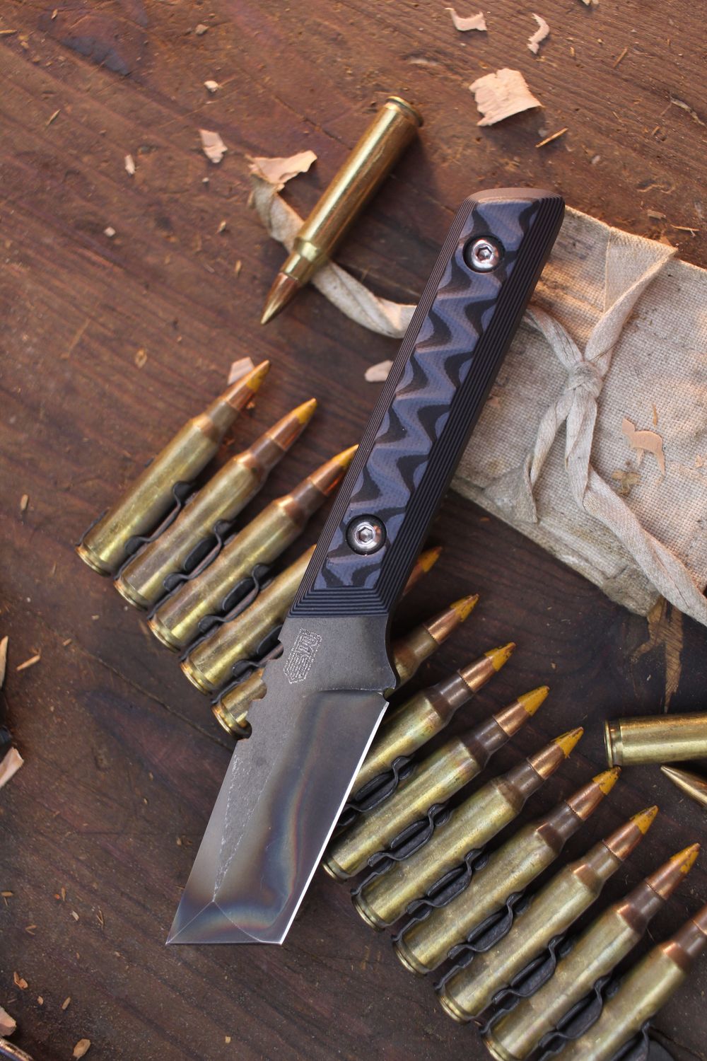 Bald Man Knife &amp; Tool Thicker Clipper 3&quot; T/E Fixed Blade / Blue &amp; Black G10 / Flamed Magnacut ( Pre Owned )