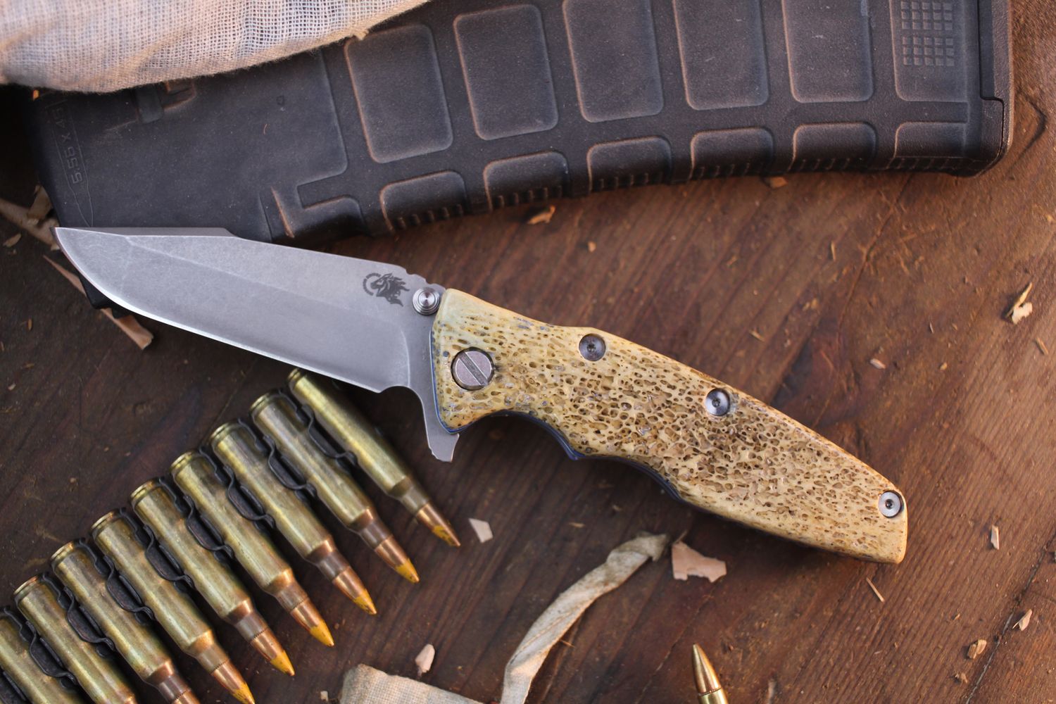 Hinderer Eklipse 3.5&quot; Framelock Flipper / Oosik (Walrus Bone) &amp; Blue Titanium / Stonewashed Harpoon Spanto S45VN ( Pre Owned )