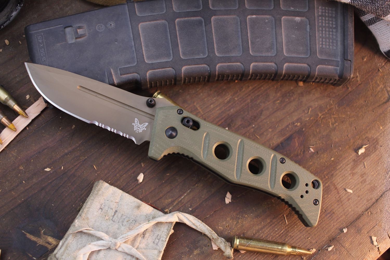 Benchmade Adamas 3.82&quot; Axis Lock Folder / OD Green G-10 / FDE Cruwear ( Pre Owned )
