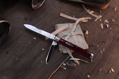 Queen Steel Vintage Doctors 2 Blade Slipjoint / Painter Crown Red Delrin / Polished 1095 ( Pre Owned )