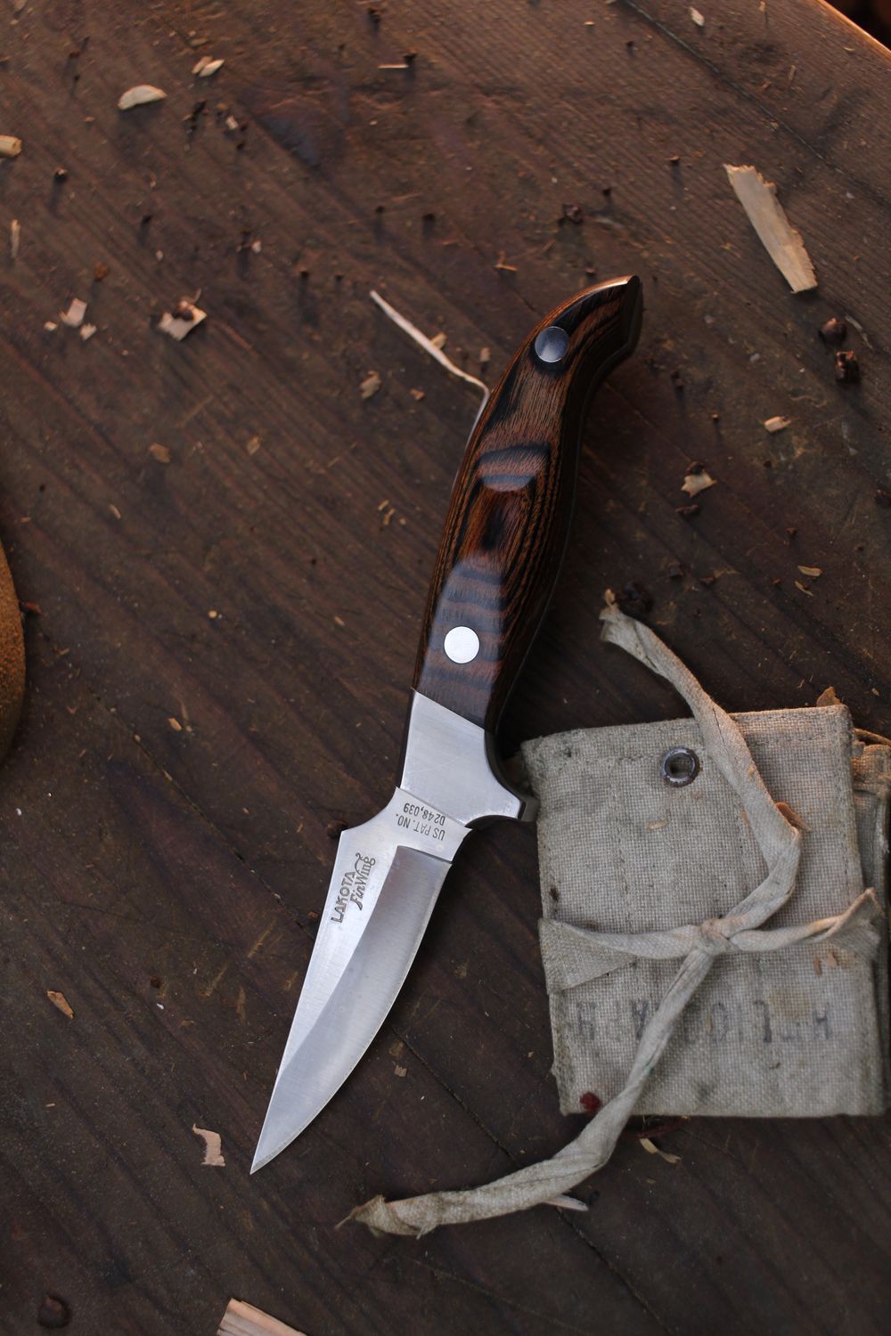 Lakota Knives Fin Wing 2.875&quot; Fixed Blade / Rosewood / Satin Stainless ( Pre Owned )