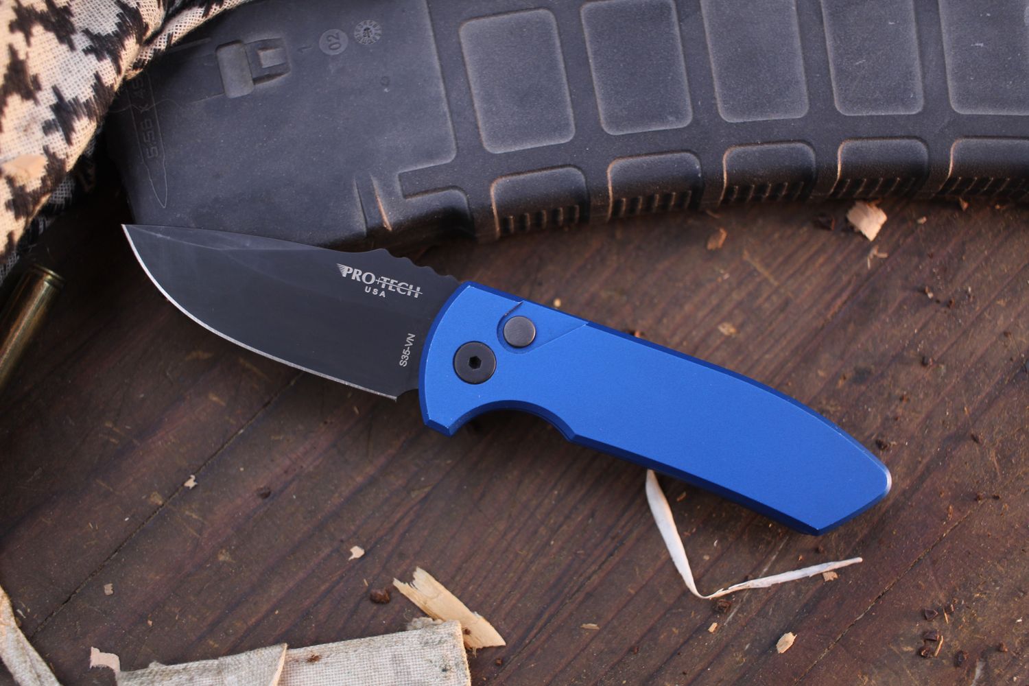 Pro-Tech Les George SBR 2.6&quot; Auto Plunge Lock Folder / Blue Aluminum / Black S35VN ( Pre Owned )