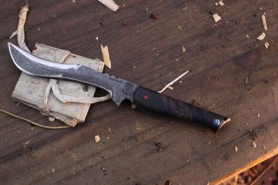 Carnivore Tactical Skin Zipper 5.25" Fixed Blade / Australian Ebony / Acidwashed Magnacut