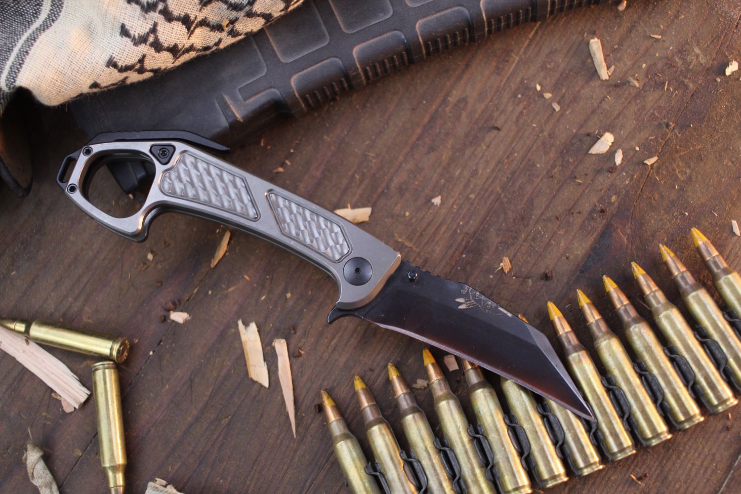 Half Face Blade SHPOS Gen 3 3&quot; Karambit Flipper / Monolithic Titanium Handle / Black Nitride S45VN ( Pre Owned. )