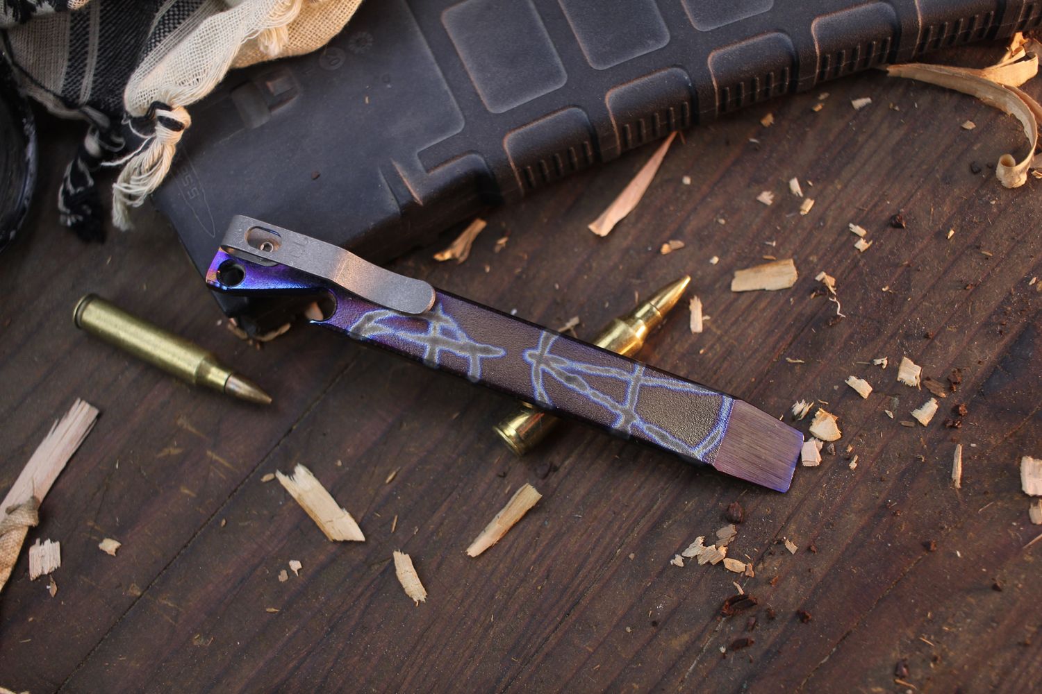 Maverick Customs 5.25&quot; Pry Bar / Flamed Titanium ( Pre Owned )