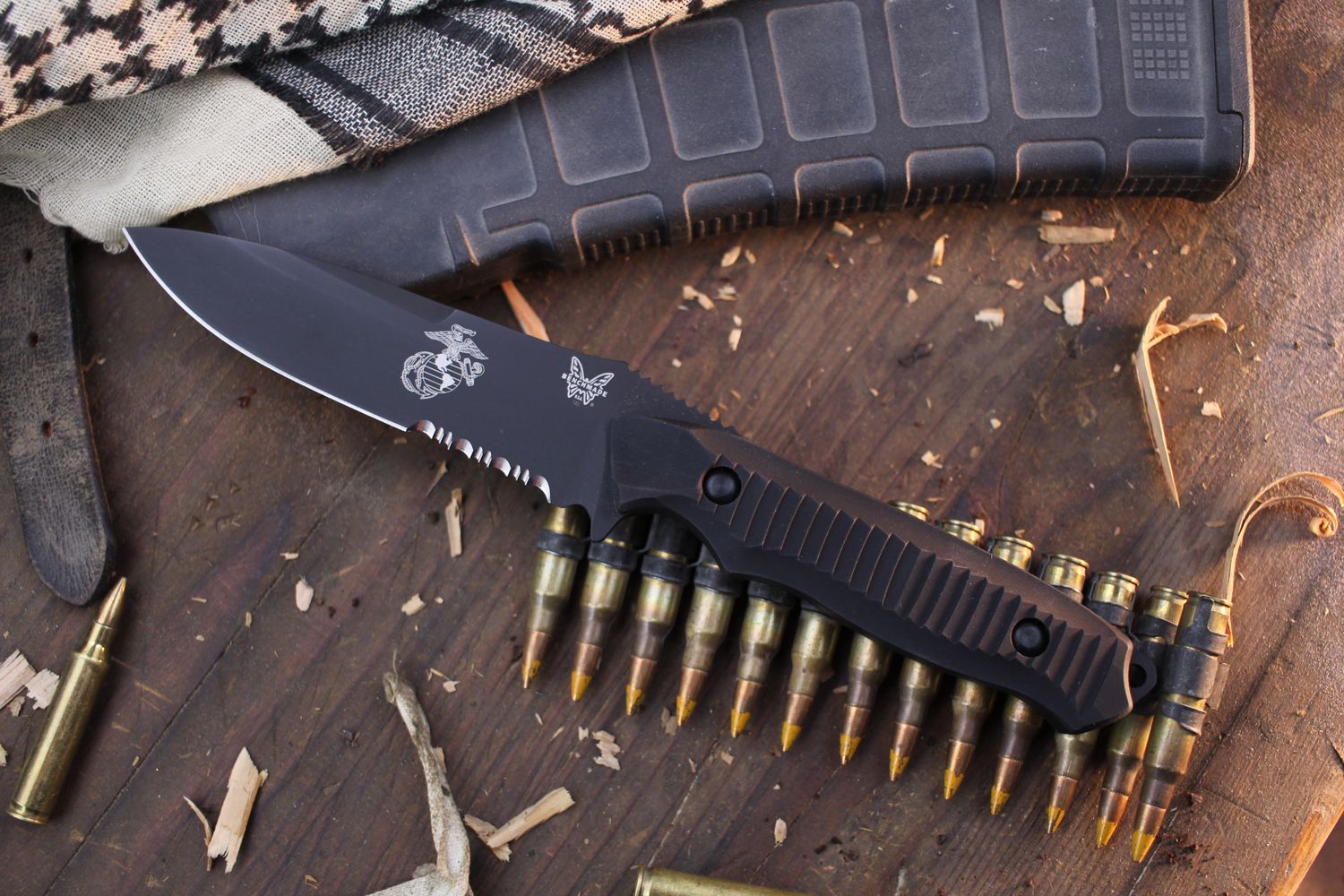 Benchmade Nimravus 4.5&quot; Fixed Blade / Black Aluminum / Black Serrated 154CM ( Pre Owned )