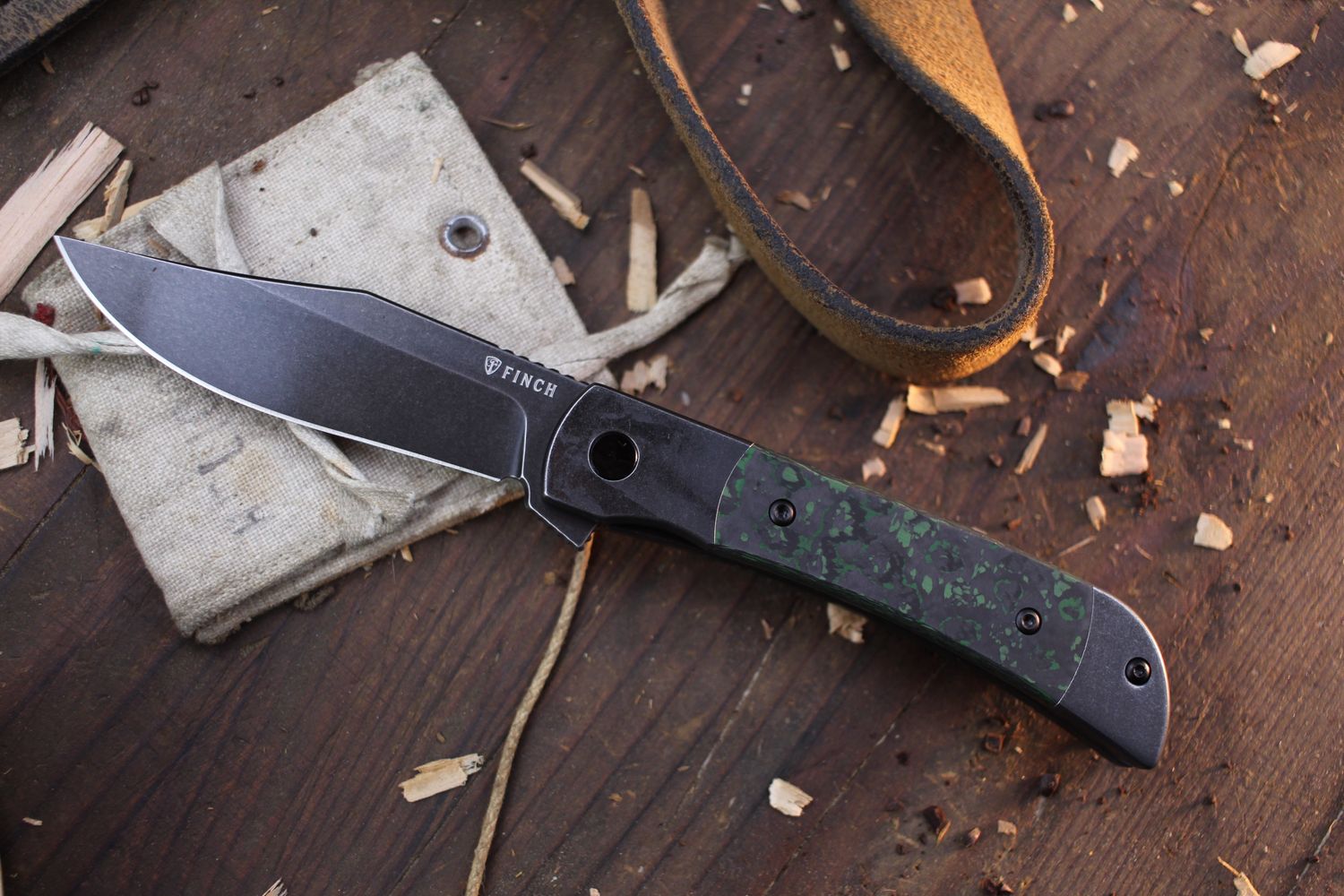 Finch Knives Frog Leg 3&quot; Frame Lock Flipper / Jungle Wear Fat Carbon Fiber / Blackwashed 154CM