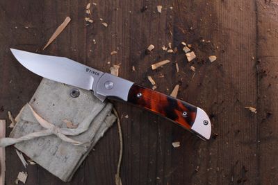 Finch Knives Frog Leg 3" Frame Lock Flipper / Tortoise Resin / Satin 154CM