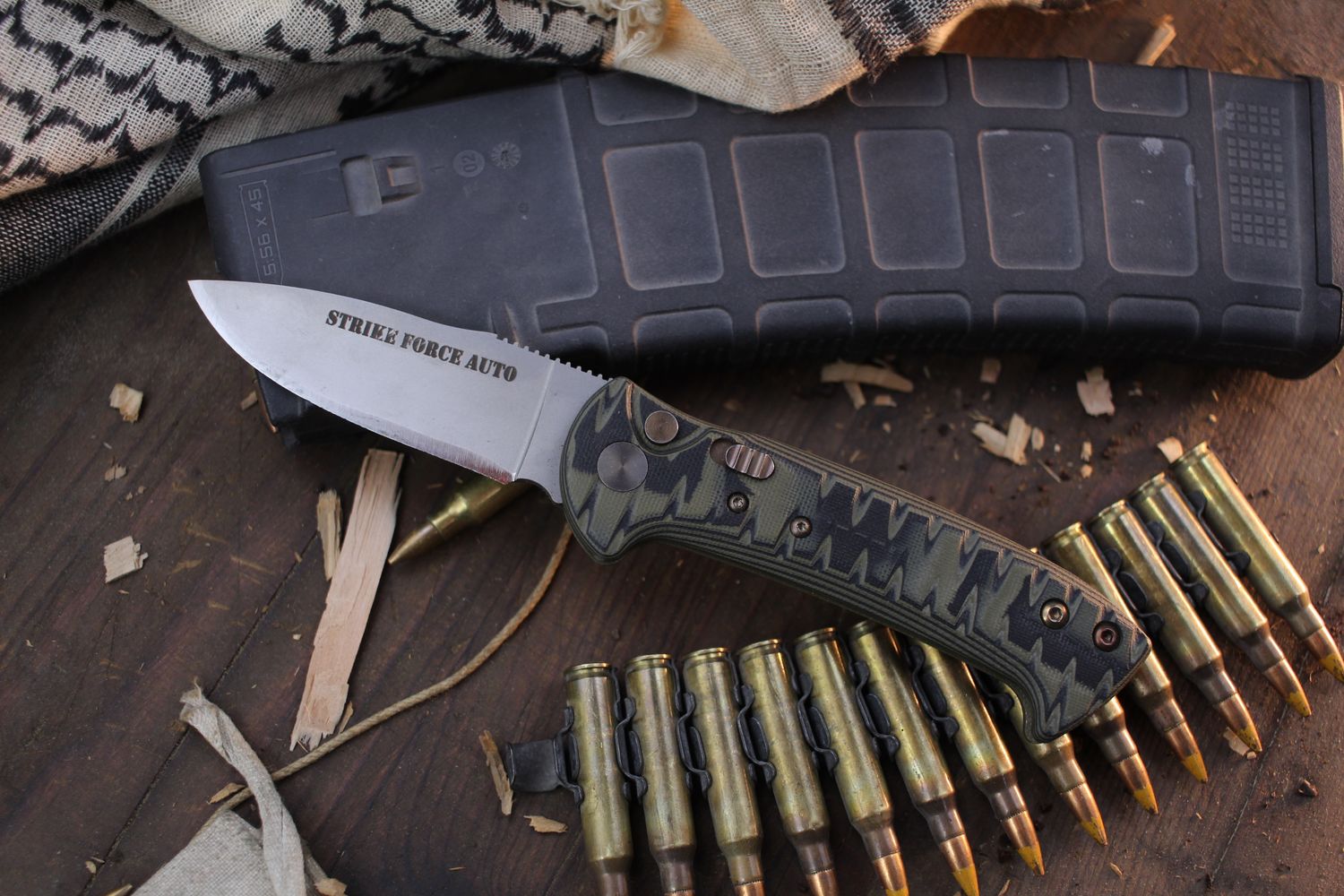 Knives of Alaska Strike Force 3&quot; Auto Button Lock Folder / Black &amp; OD Green G-10 / Bead Blasted D2 ( Pre Owned )