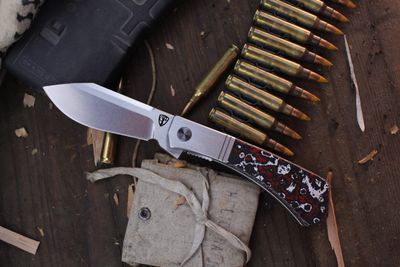 Finch Knives Stray Dog 3.25" Linerlock Flipper / Fat Carbon Fiber Snow Fire / Satin N690