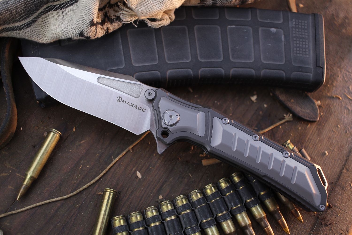Maxace Hephaestus 4.13&quot; Framelock Flipper / Titanium / Satin M390 ( Pre Owned )