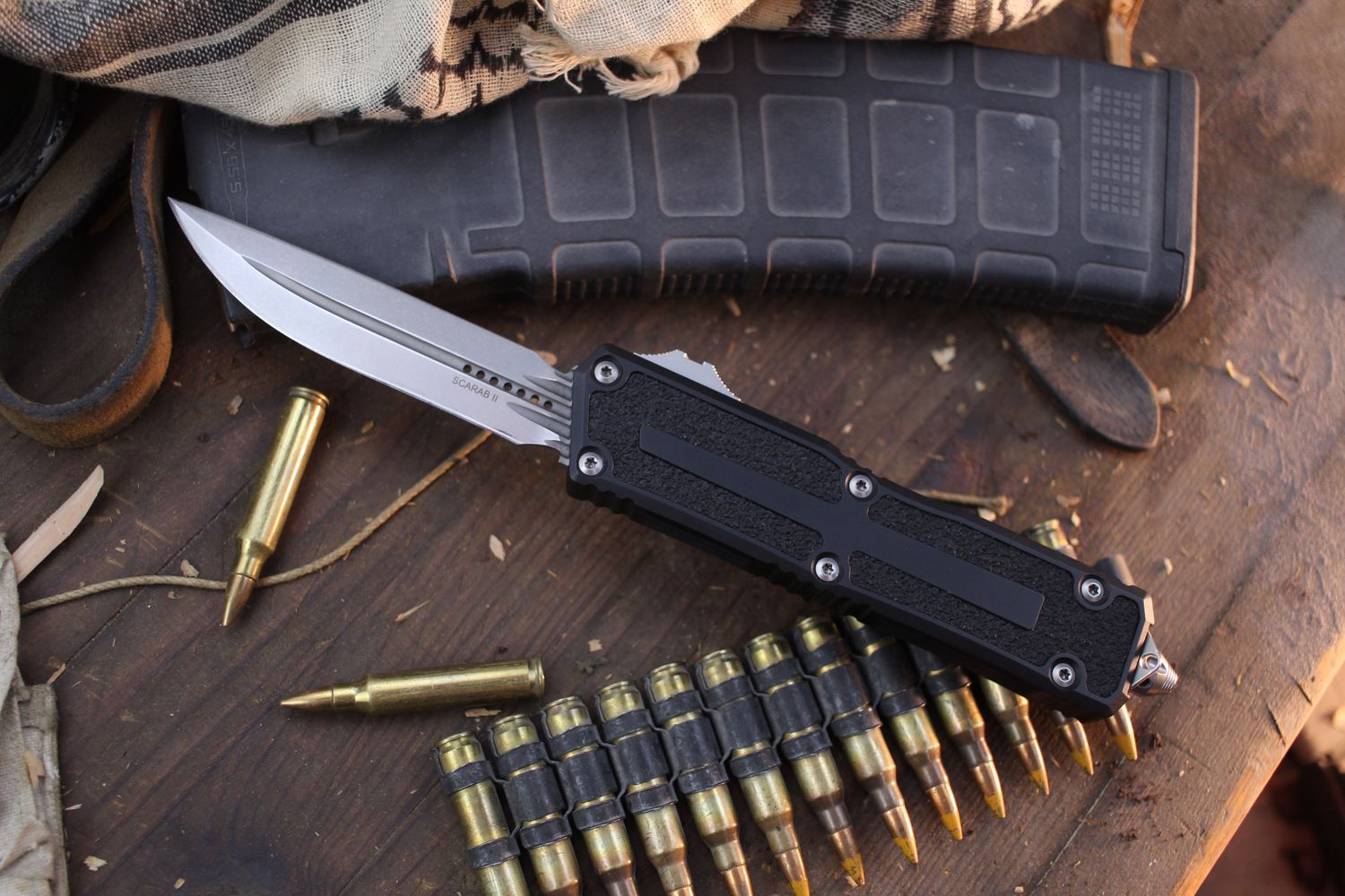 Microtech Scarab II Gen III Tactical D/E-S 3.875&quot; AUTO OTF / Black Aluminum &amp; Traction Inserts / Stonewashed ( Pre Owned )