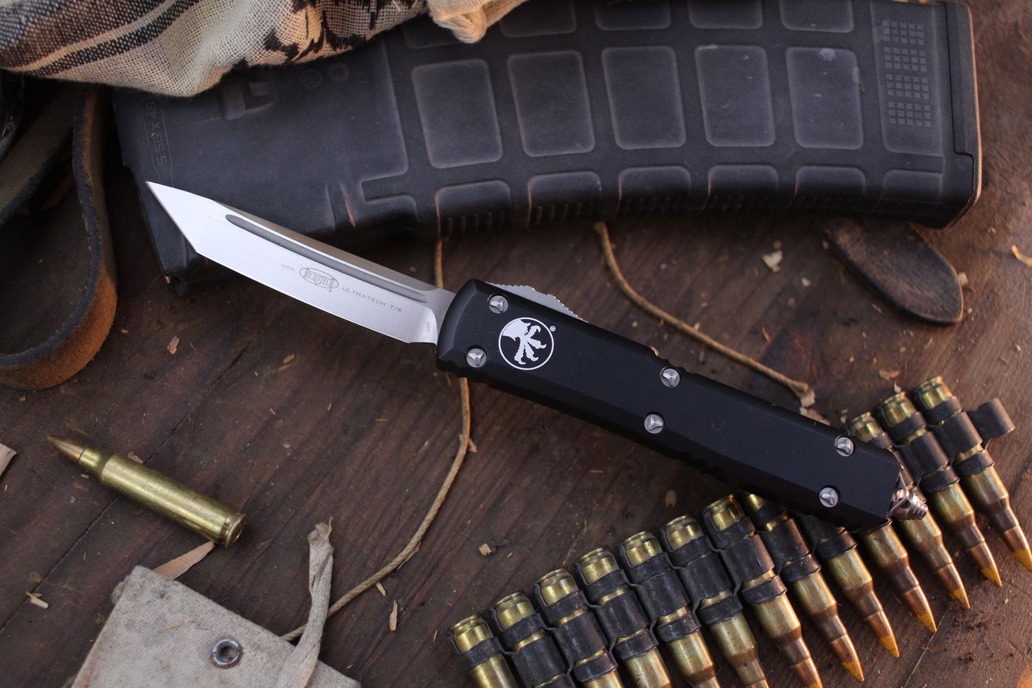 Microtech Ultratech 3.4&quot; T/E OTF Automatic  / Black Aluminum / Satin ( Pre Owned )