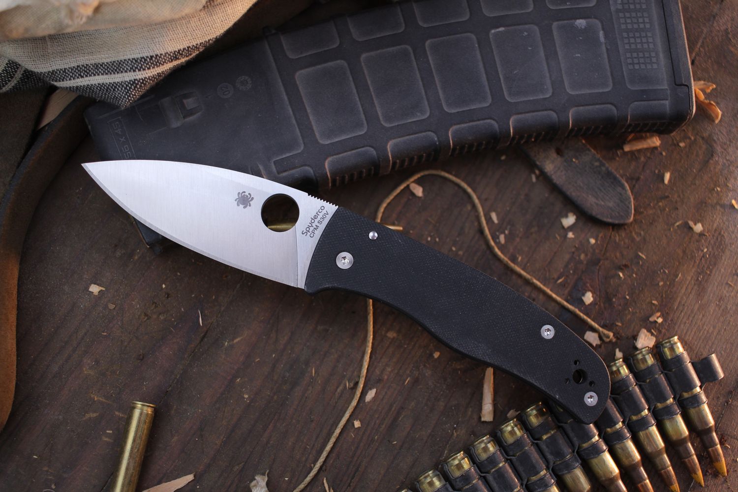 Spyderco Bodacious 3.6&quot; Compression Lock Folder / Black G-10 / Satin S30V ( Pre Owned )