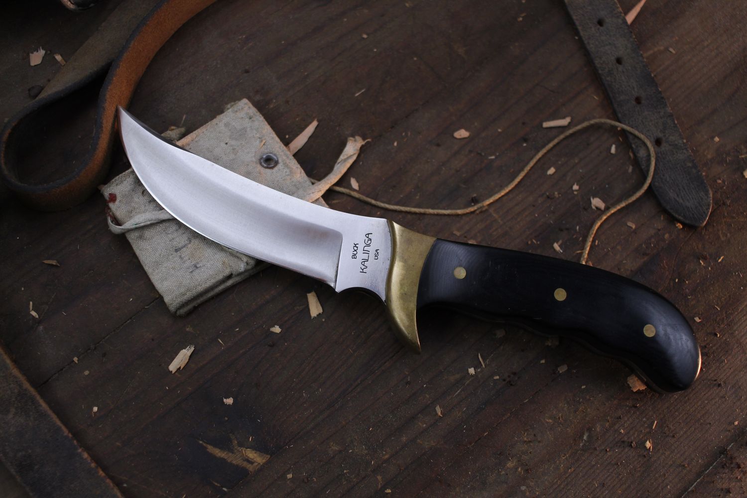 Buck Classic 1973-1986 0401 Kalinga 4.75&quot; Fixed Blade / Micarta &amp; Brass / Satin 425M ( Pre Owned )