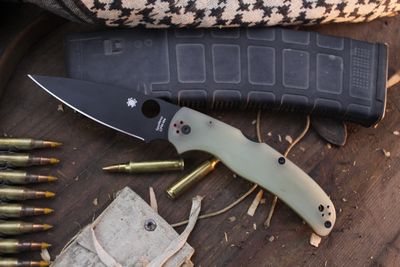 Spyderco BHQ Exclusive Native Chief 4.08&quot; Lockback Folder / Jade G-10 / Black M4 ( Pre Owned )