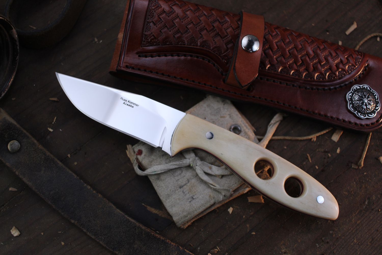 Russ Kommer Custom Bushcraft 3.25&quot; Fixed Blade Knife / Giraffe Bone &amp; Speed Holes/ Polished RWL-34