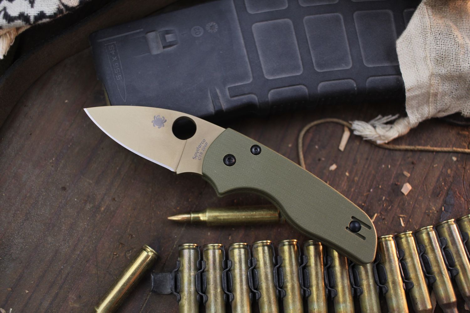 Spyderco Lil&#39; Native 2.5&quot; Compression Lock Folder / OD G-10 / Desert Tan S30V ( Pre Owned )
