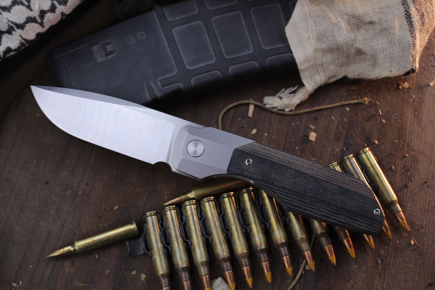 Vero Engineering Synapse XL 3.78&quot; Framelock Flipper / Black Micarta &amp; Titanium / Belt Satin M390 ( Pre Owned )
