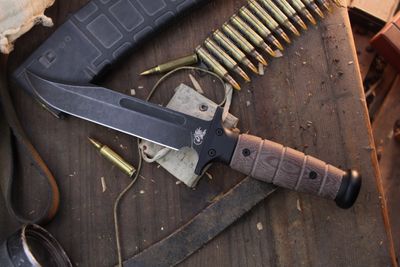 Hinderer Knives Ka-Bar 6.93&quot; Fixed Blade / Brown Micarta / Battle Black 3V Clip Point ( Pre Owned )