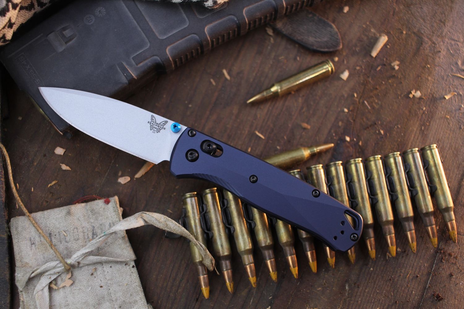 Benchmade Seasonal Release Bugout 3.24&quot; AXIS Lock Folder / Crater Blue Aluminum / Crushed Silver Cerakote S90V