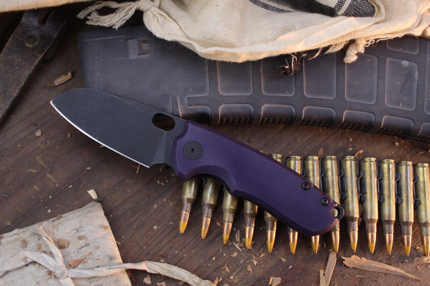 URBAN EDC F5.5 2.7&quot; Liner Lock Folder / Purple Rit Dyed Jade G-10 / Black DLC M390 ( Pre Owned )