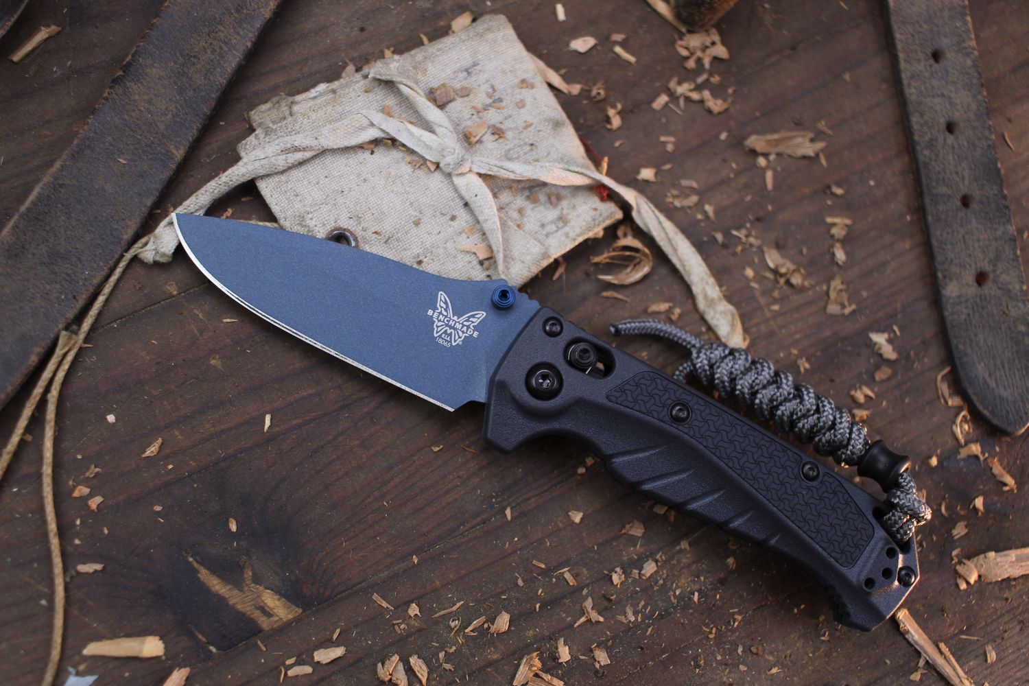 Benchmade Mini Adira 3.2&quot; AXIS Lock Folder / Tempest Gray Grivory / Blue Cerakote MagnaCut