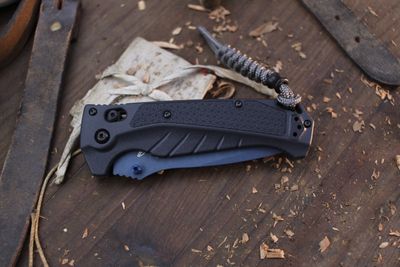 Benchmade Adira 3.9&quot; AXIS Lock Folder / Tempest Gray Grivory / Blue Cerakote MagnaCut