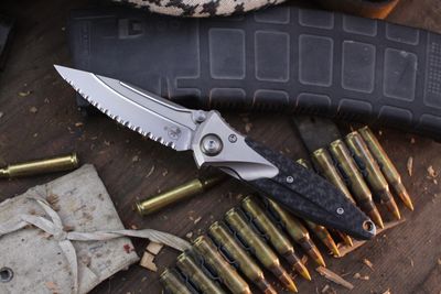 Microtech Socom Mini Bravo 3.5&quot; Linerlock Folder / Titanium &amp; Carbon Fiber / Bead Blasted Fully Serrated M390 ( Pre Owned )