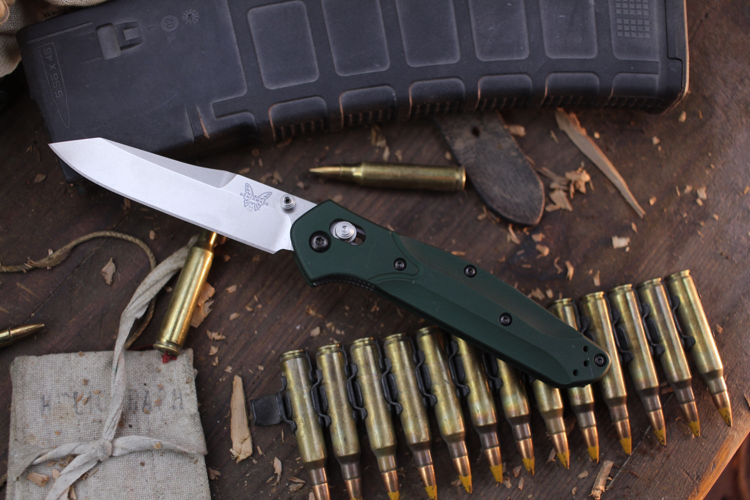 Benchmade Osborne 3.4&quot; AXIS Lock Folder / Green Aluminum / Satin S30V ( Pre Owned )