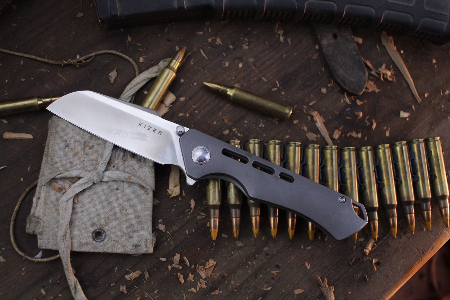 Kizer Crest 3.4&quot; Framelock Flipper / Titanium / Satin S35VN ( Pre Owned )