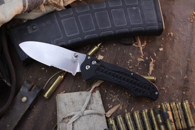 Benchmade H2O Bullhead 3.45&quot; AXIS Lock Folder / Black Grivory / Satin Partially Serrated N680 ( Pre Owned )