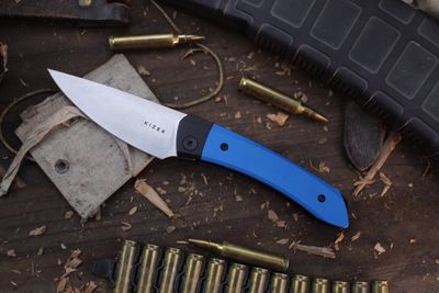 Kizer Mini Momo 3.2&quot; Linerlock Front Flipper / Blue Aluminum / Satin  154CM ( Pre Owned )