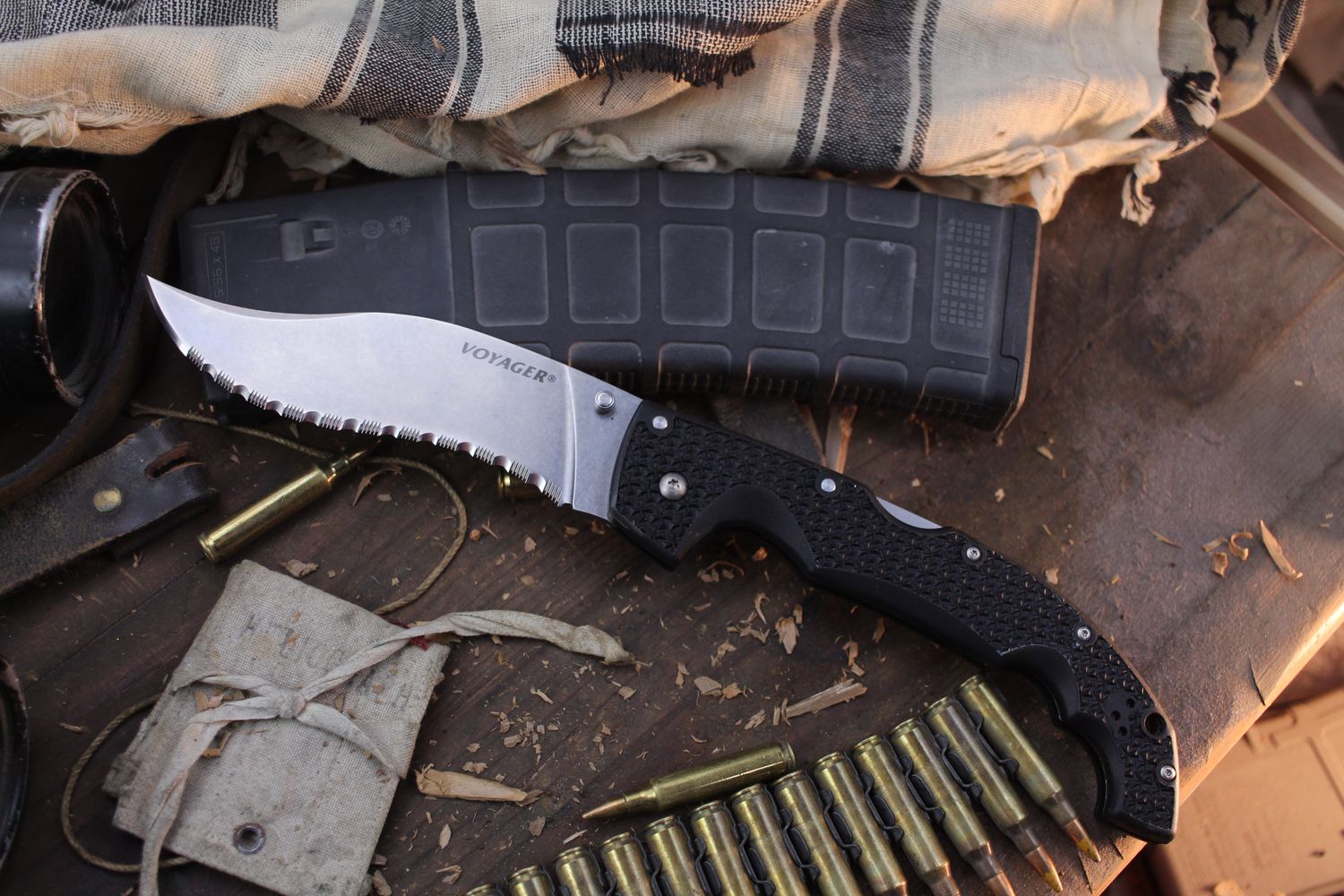 Cold Steel Voyager XL Vaquero 5.5&quot; Tri-Ad Lock Folder / Black FRN / Stonewash Fully Serrated AUS10A ( Pre Owned )