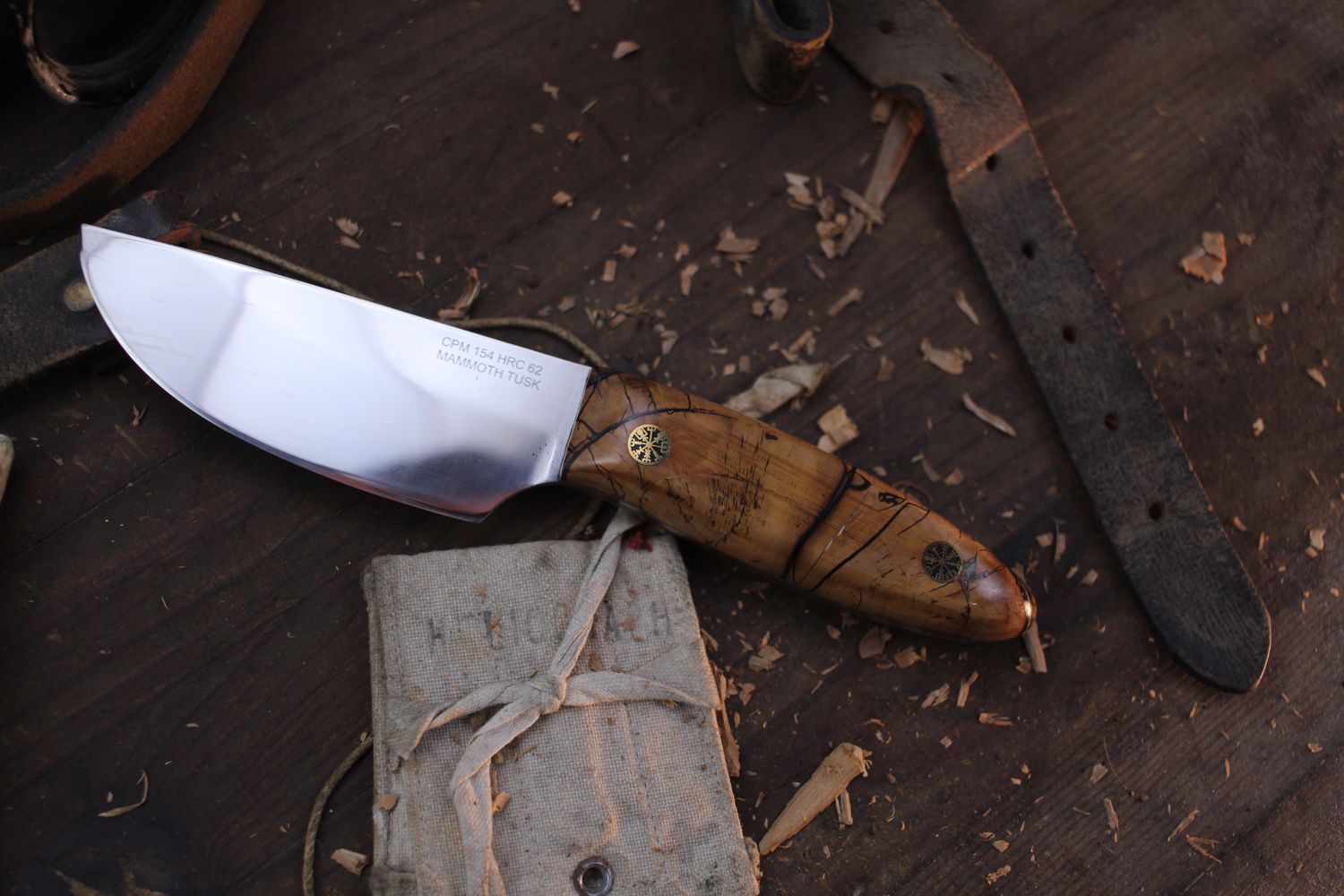 Dragonfly Knife Works Heavy Skinner 3.5” Fixed Blade / Natural Mammoth Ivory / Polished CPM-154