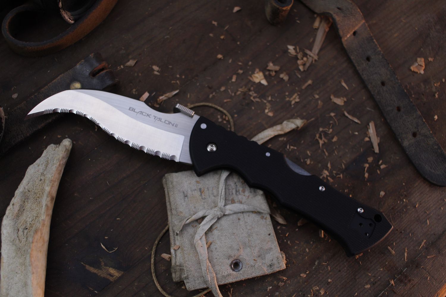 Cold Steel Black Talon II 4&quot; Lock Back Folder / Black G-10 / Satin Serrated S35VN ( Pre Owned )
