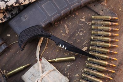 Bastinelli Creations Gambler 3.25" Push Dagger / Black G-10 / Black Partially Serrated VG10 ( Pre Owned )