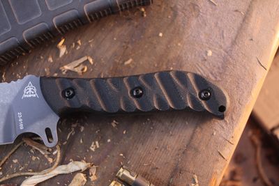 TOPS Silent Hero 6.5" Fixed Blade / Black Micarta / Black Camo 1095 ( Pre Owned )